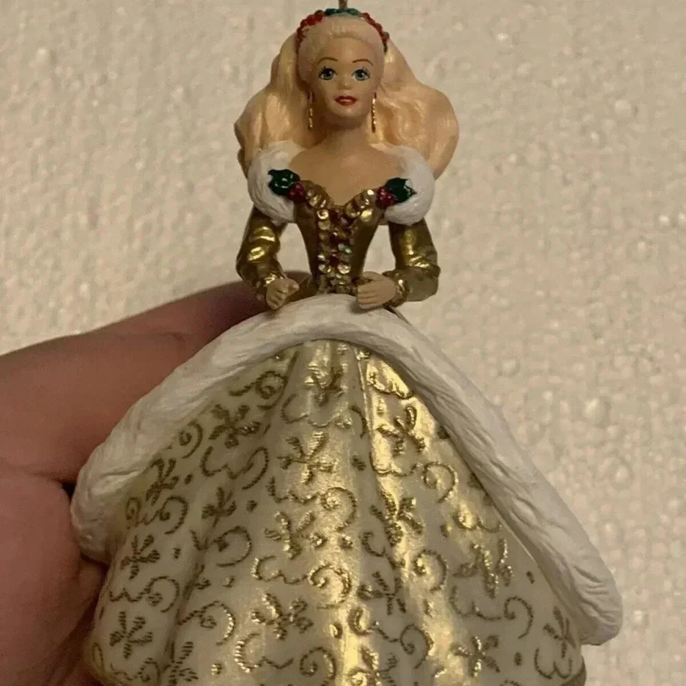 NOS 1994 Holiday Barbie Christmas Keepsake Ornament - Series 2 - Picture 2 of 7